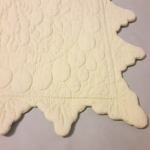 Vintage Matelasse Spring Green Tie Back Pillow Shams X2 - Picture 7 of 8